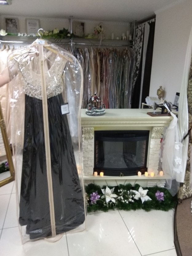 Чехлы для одежды, свадебных платьев текстиля и обуви от компании "Октябрь"